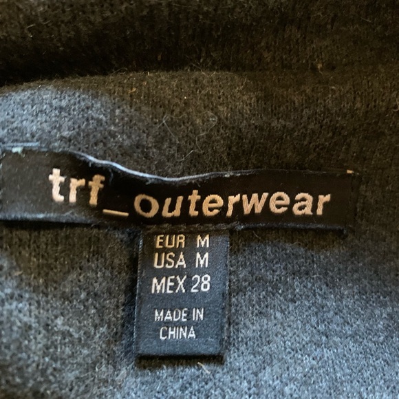 SOLD
Lightweight trf outerwear long double-breasted soft coat - Picture 5 of 5